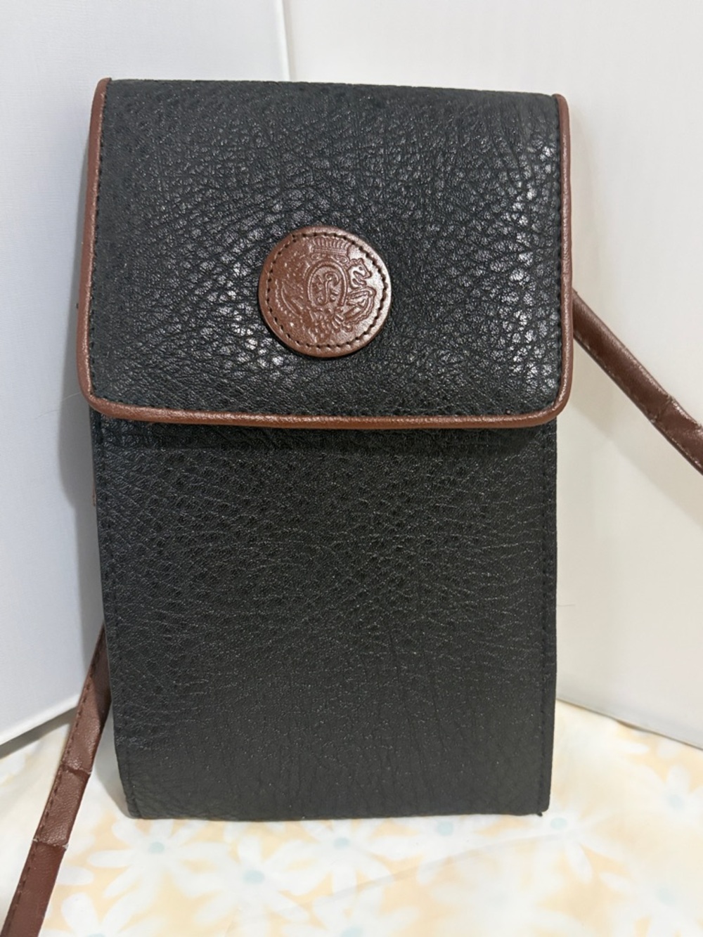 Vintage‎ Black and Brown Leather Crossbody Phone Bag by Via Piaggi
